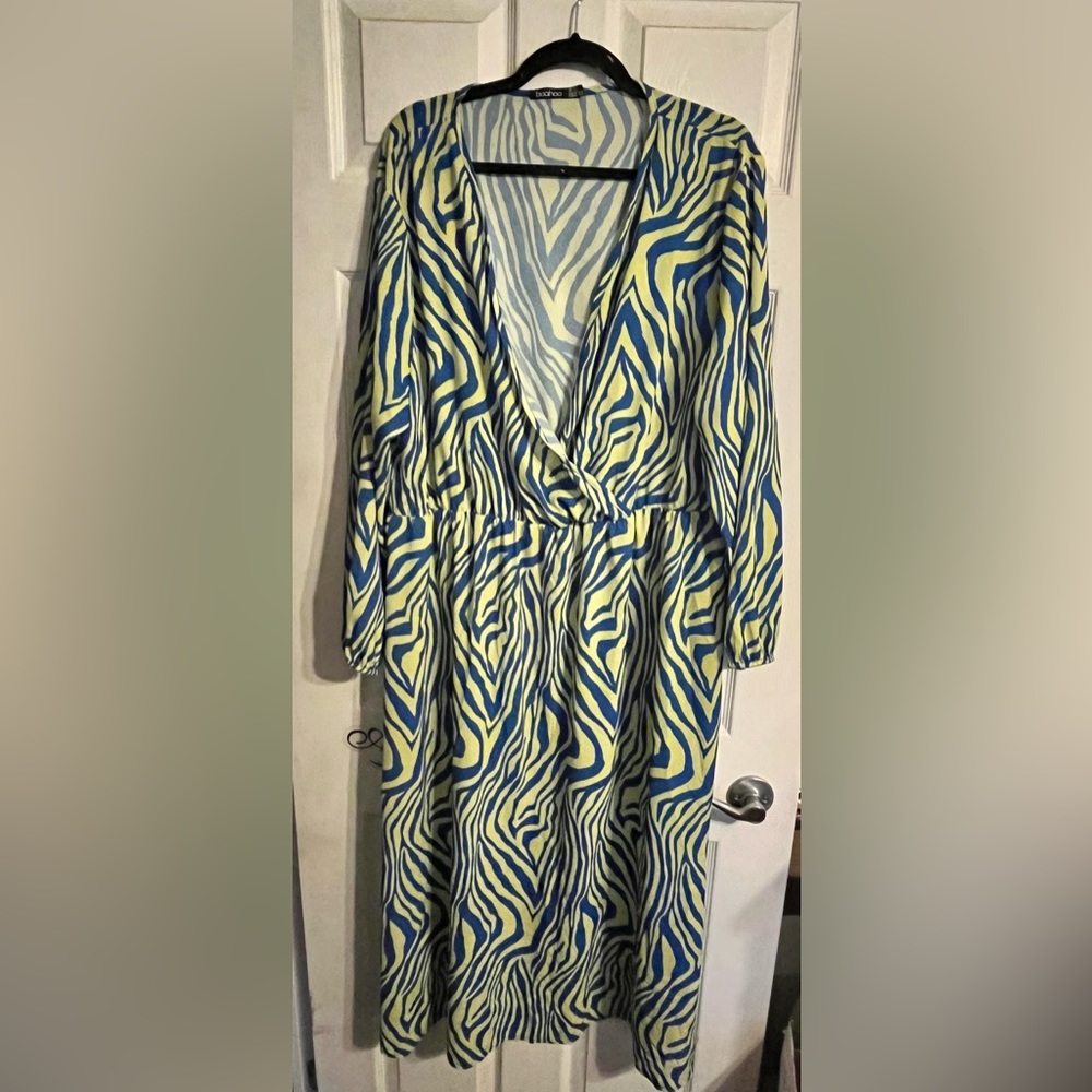Neon Zebra Print Long-Sleeve Boohoo Dress